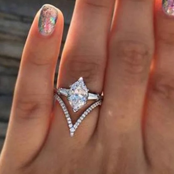 Jewelry - New 925 Silver White Diamond Marquise cut Ring